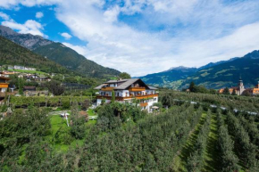 Hotel & Residence Rebhof Tirolo